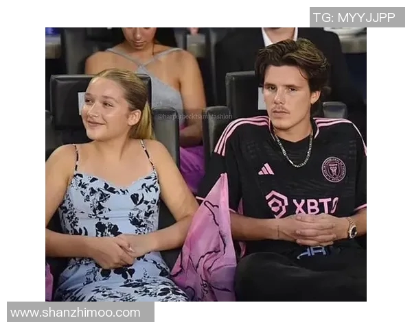 皇马传奇贝克汉姆获封爵士！夫妇同登英国王室授勋名单，揭秘贝克汉姆慈善贡献与维多利亚女爵士蜕变之路